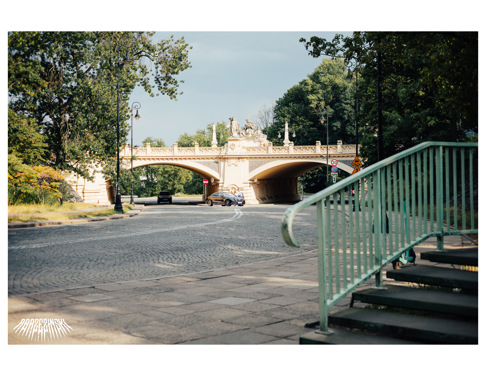 Karowa + Nie (galeria)